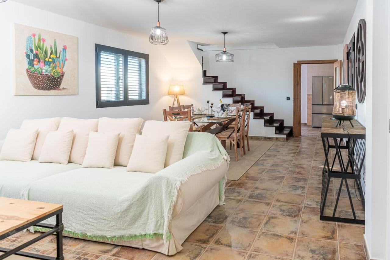 לאחארס Villa Alejandra מראה חיצוני תמונה