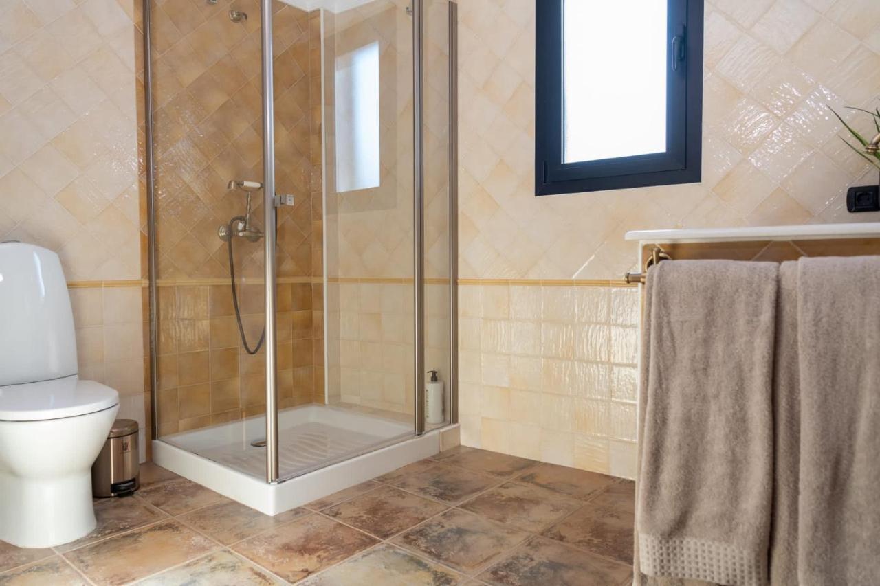 לאחארס Villa Alejandra מראה חיצוני תמונה